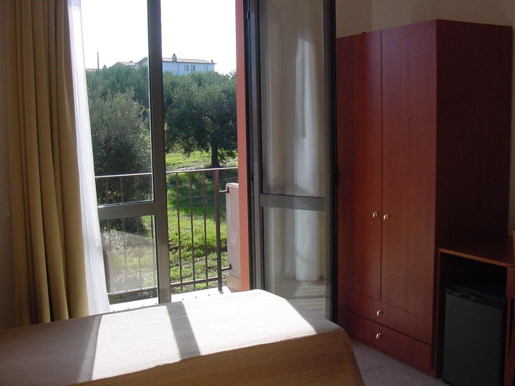 Hotel Villa Adriatica Portocannone エクステリア 写真